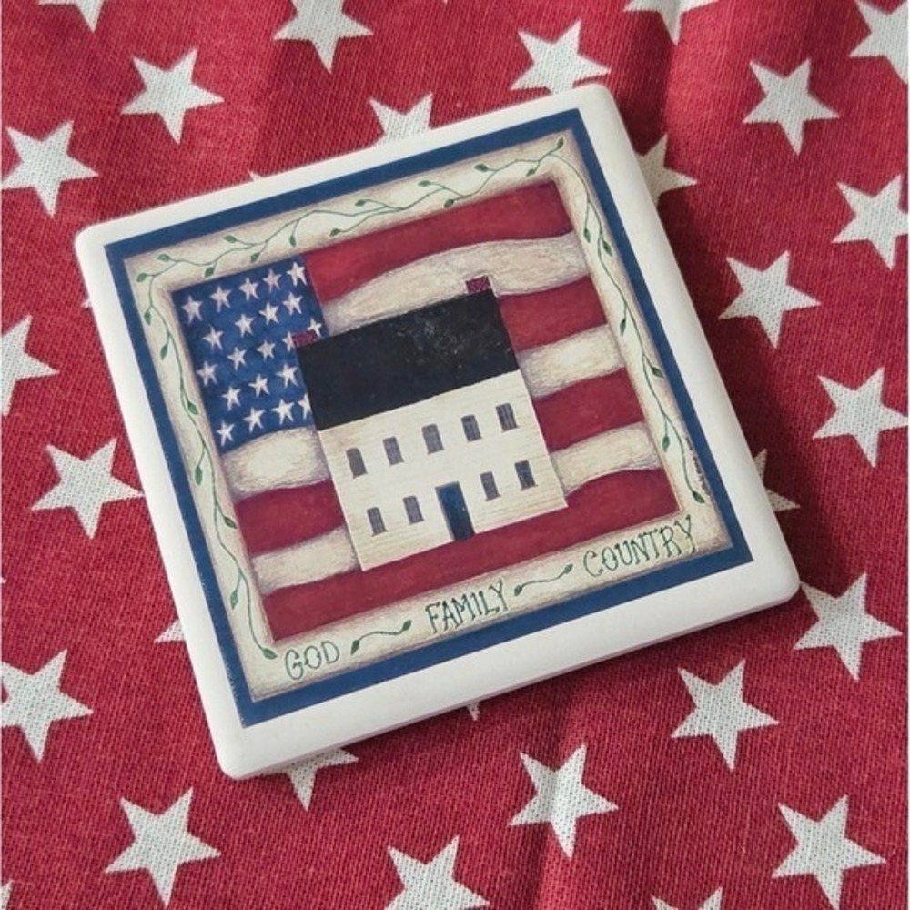 Primitive Saltbox House Patriotic‎ American Flag Ceramic And Cork Coasters Set